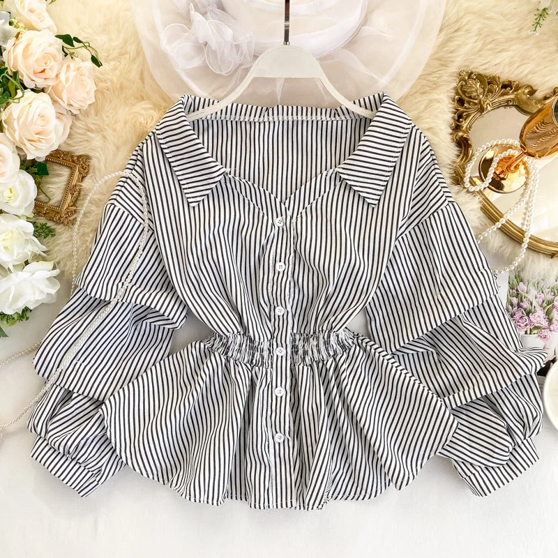 Stylish long-sleeved striped top  315