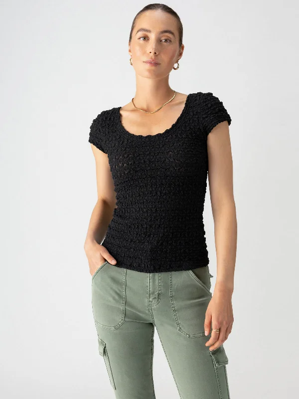 Pucker Up Lace Scoop Cap Tee Black