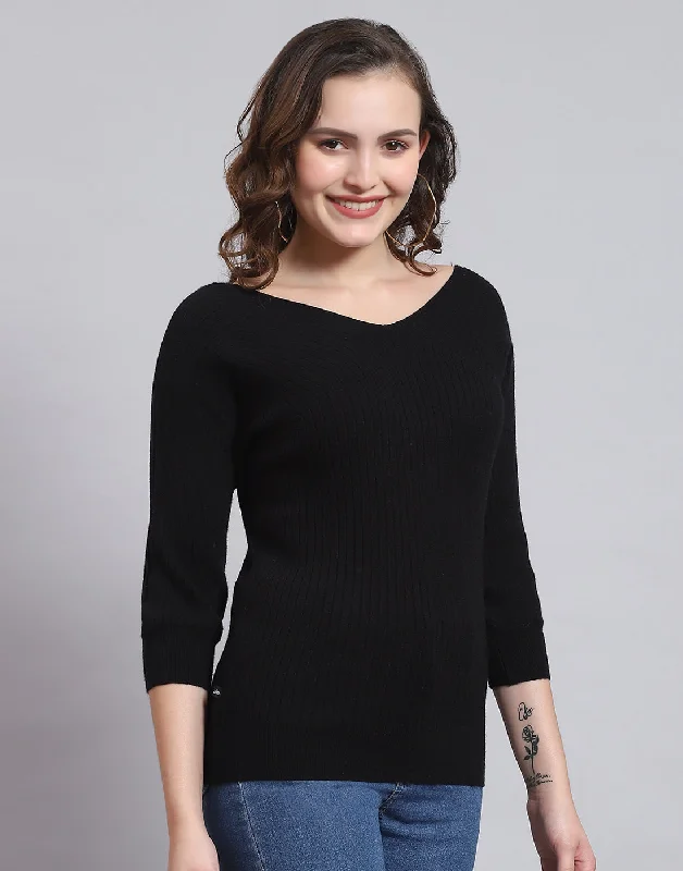 Women Black Solid V Neck 3/4 Sleeve Sweater