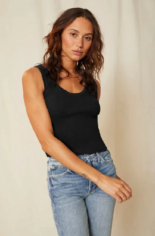 AMO Crop Rib Tank Black